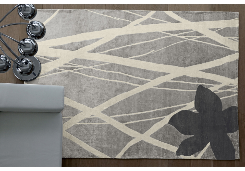 Абстрактный ковер серого цвета Fields